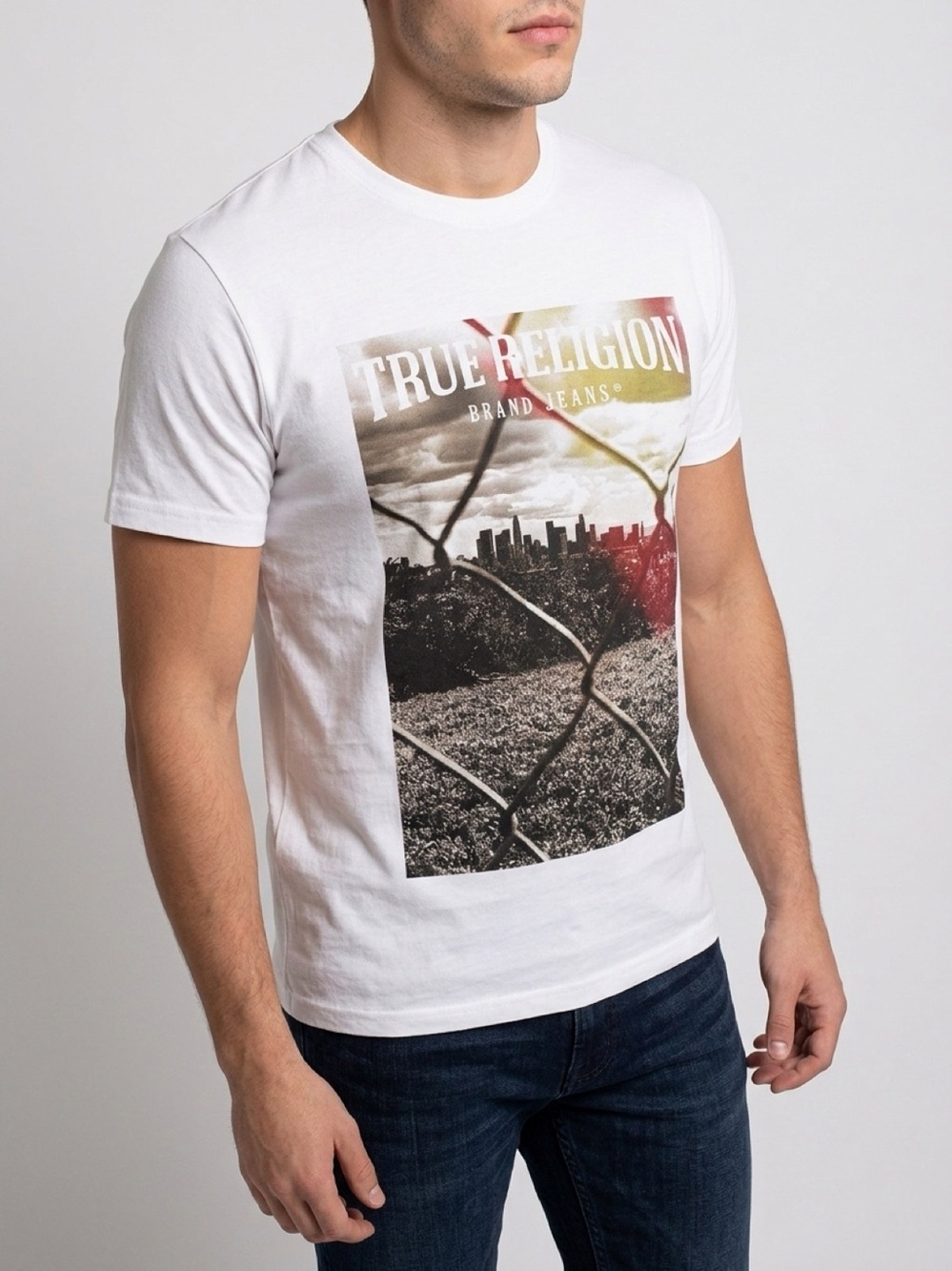 TRUE RELIGION Men's Chainlink City Crew Tee